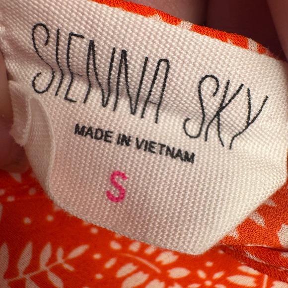 Sienna Sky Orange White Floral Print Button Front Cami Tank Top Womens Small‎ - Picture 2 of 4